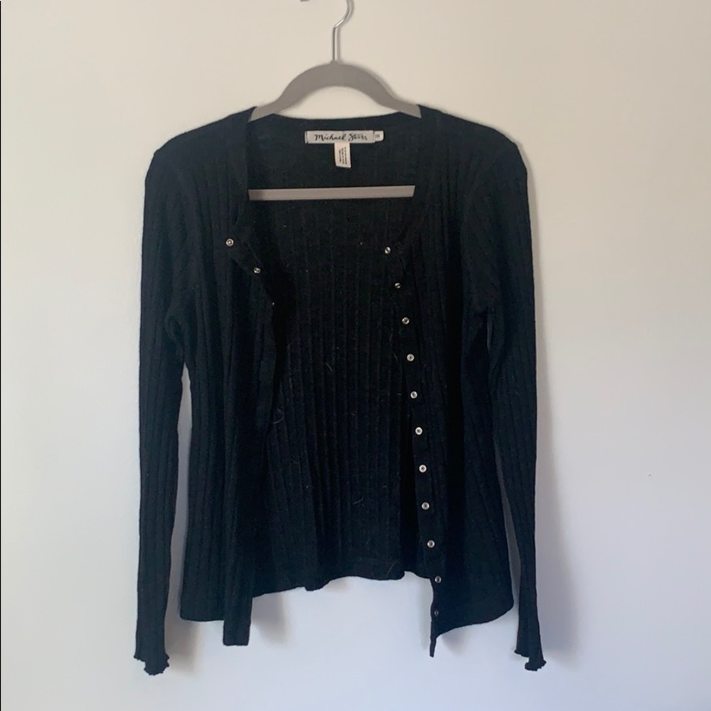 Sweater - Picture 4 of 4